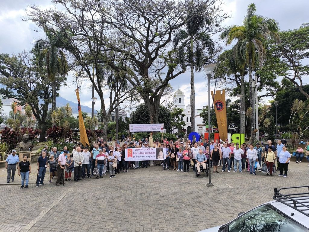 Rosario Público por Colombia